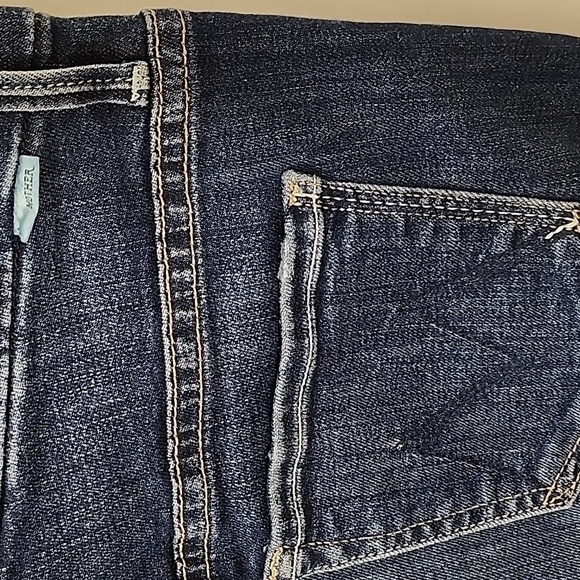 MOTHER The Looker High-Rise Ankle Fray Skinny Jeans in Close to the Edge 24 - Picture 11 of 16